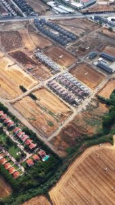 leylek-surusu-tekirdag-semalarinda-dronla-goruntulenerek-goc-yolculugunu-surdurdu-WQZgrzR1